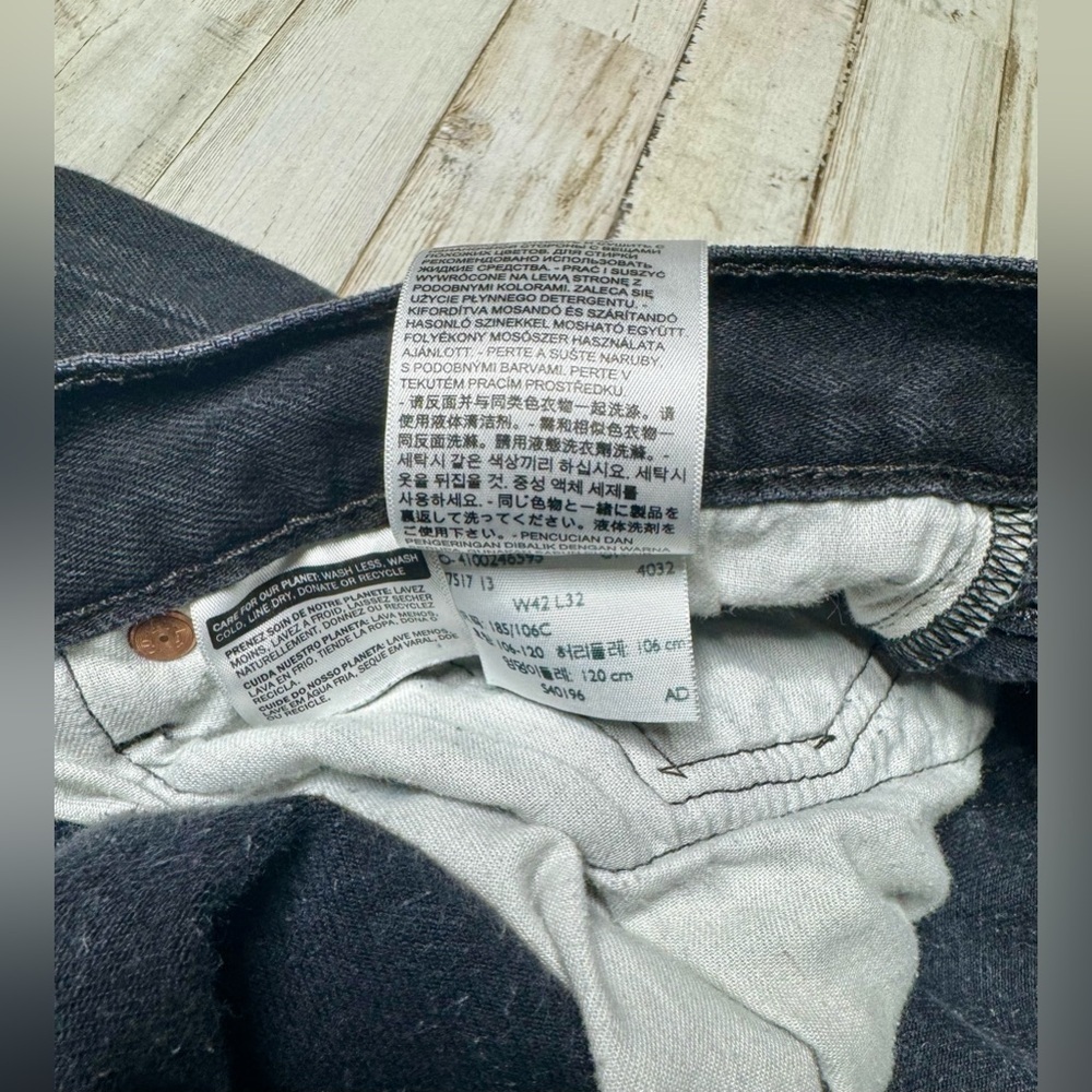 Levis 501 Straight Jeans Women's Size 42x32 Button Fly Stretch Denim Black - Picture 7 of 10